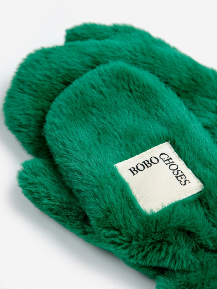 B.C furry mittens 311 GREEN