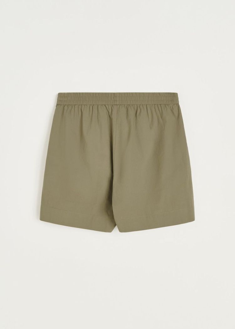 Casual Shorts - Olive Garden