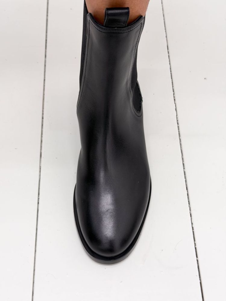 CASPAR - Black