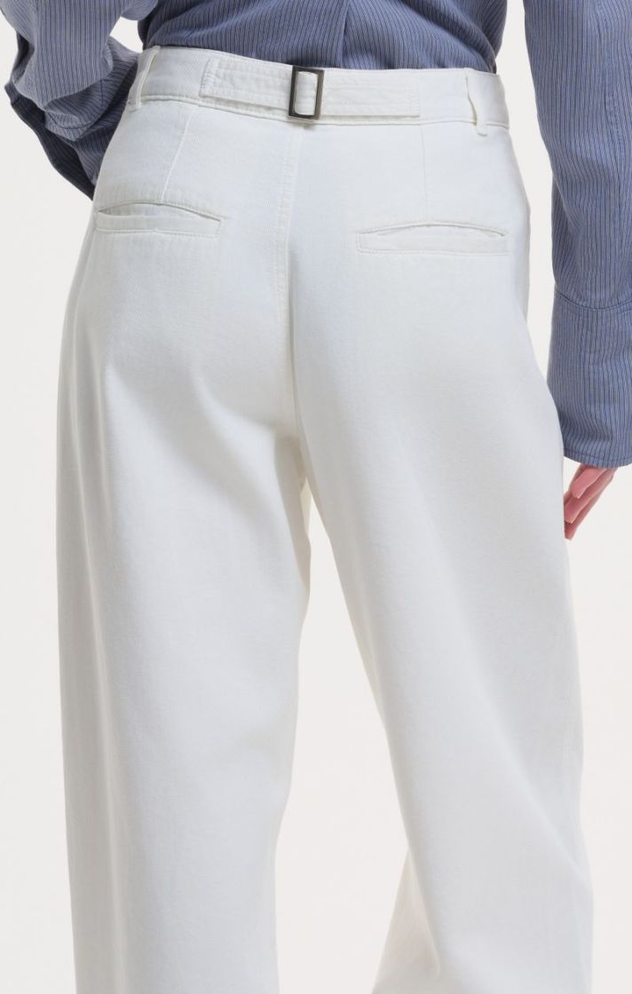 Barel Fit Pants - Off-white