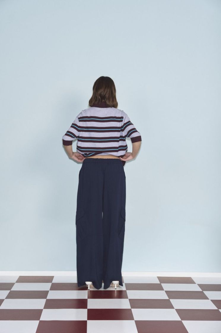 Ines - Navy