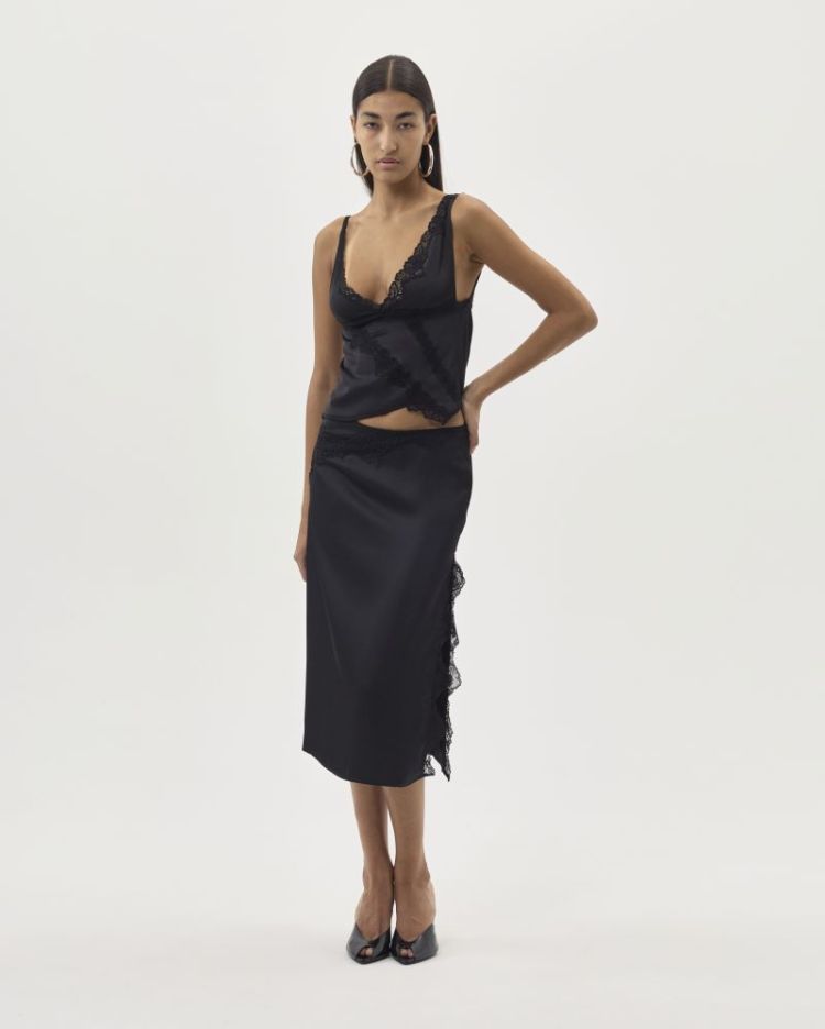 ATTITUDE MIDI SKIRT - BLACK